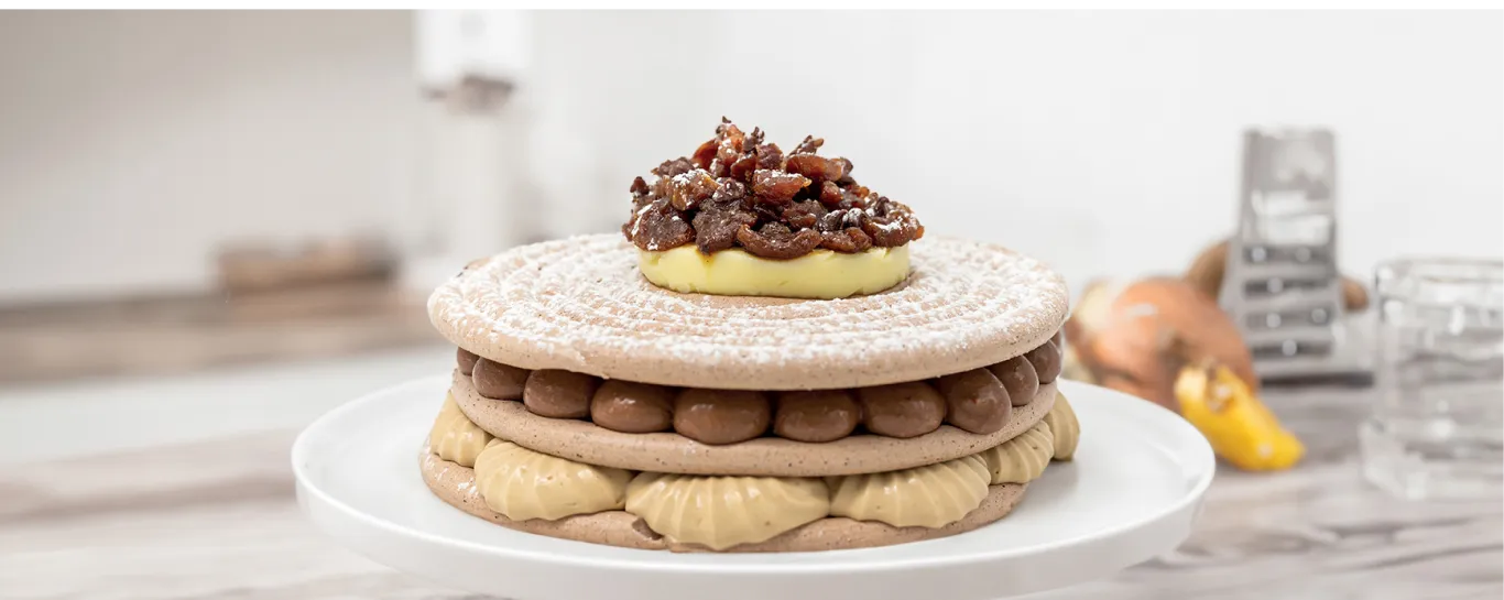 Torta de merengue de chocolate y café